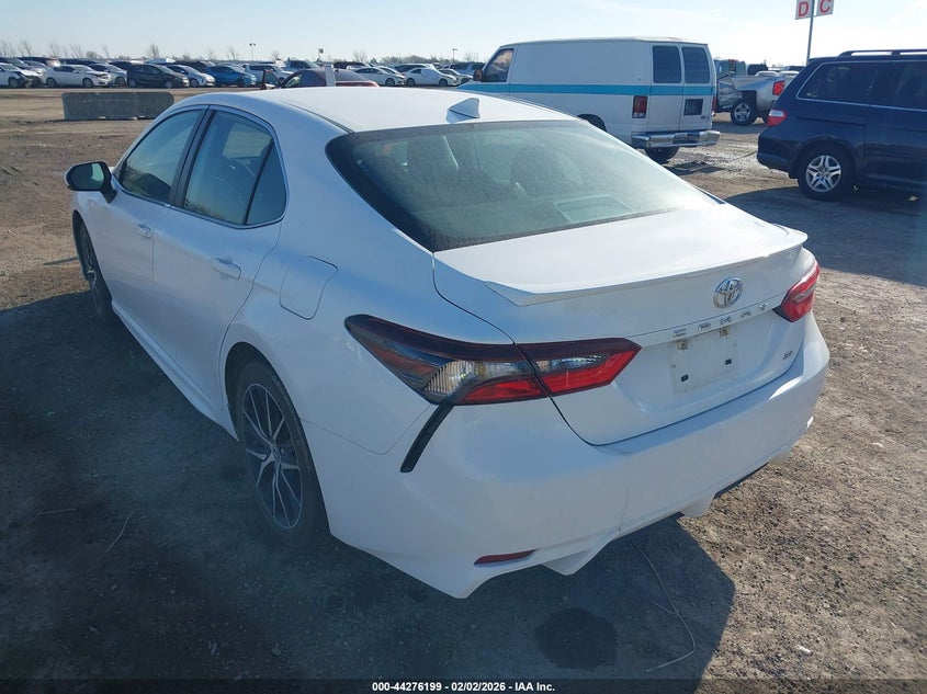 2022 Toyota Camry Se