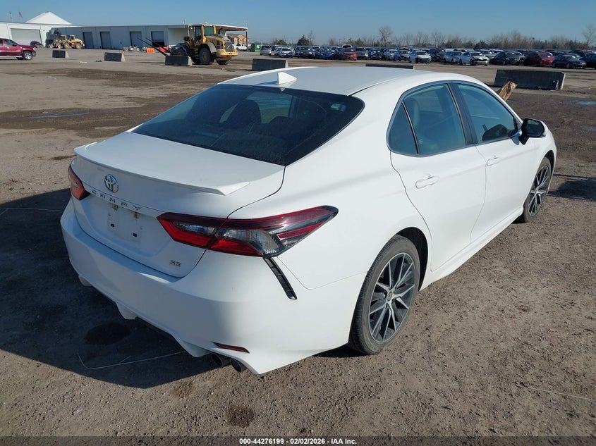 2022 Toyota Camry Se