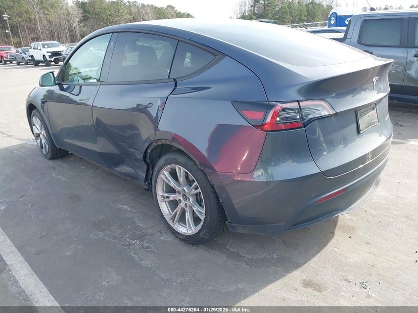 VIN 7SAYGAEE2NF575138 2022 TESLA MODEL Y LONG RANGE DUAL MOTOR ALL-WHEEL DRIVE