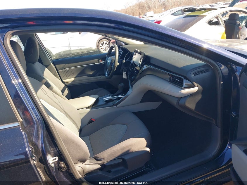 2022 Toyota Camry Le