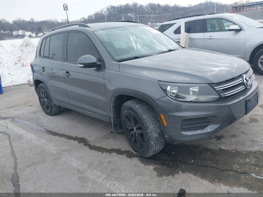 2016 Volkswagen Tiguan S
