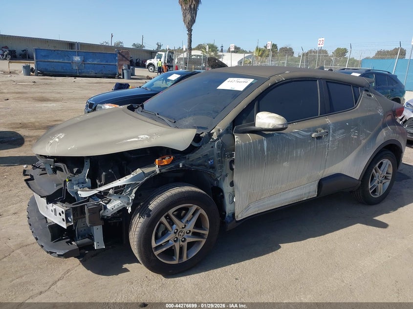 VIN JTNKHMBX2M1121563 2021 TOYOTA C-HR LE