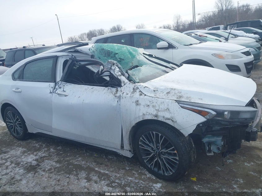 VIN 3KPF54AD1RE766537 2024 KIA FORTE GT-LINE