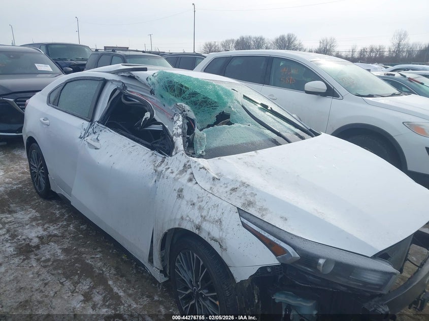 VIN 3KPF54AD1RE766537 2024 KIA FORTE GT-LINE