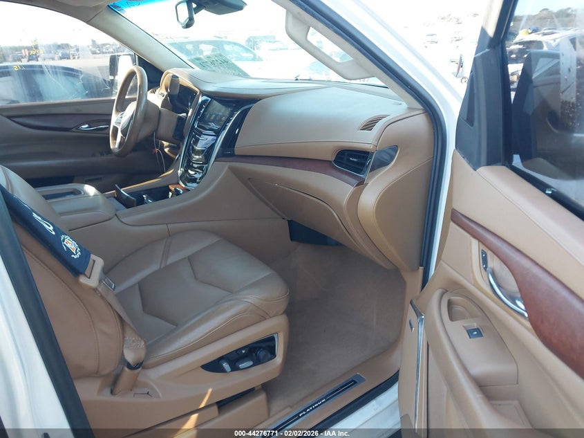 2016 Cadillac Escalade Platinum