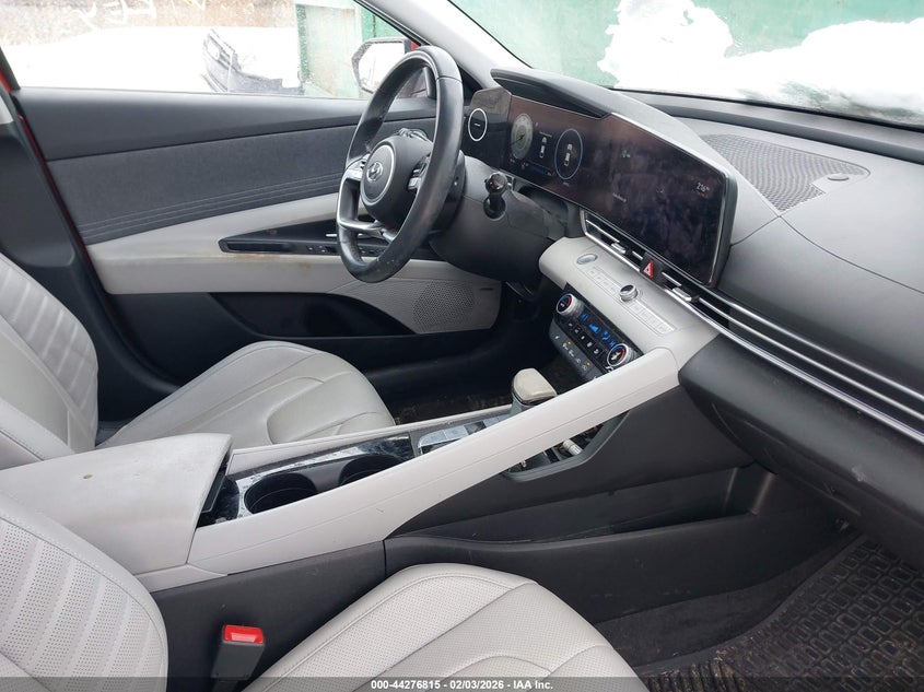 2022 Hyundai Elantra Limited