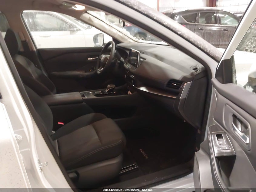 VIN 5N1BT3BA4SC856616 2025 NISSAN ROGUE SV FWD