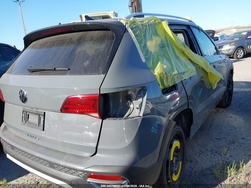 2024 Volkswagen Taos 1.5T Se