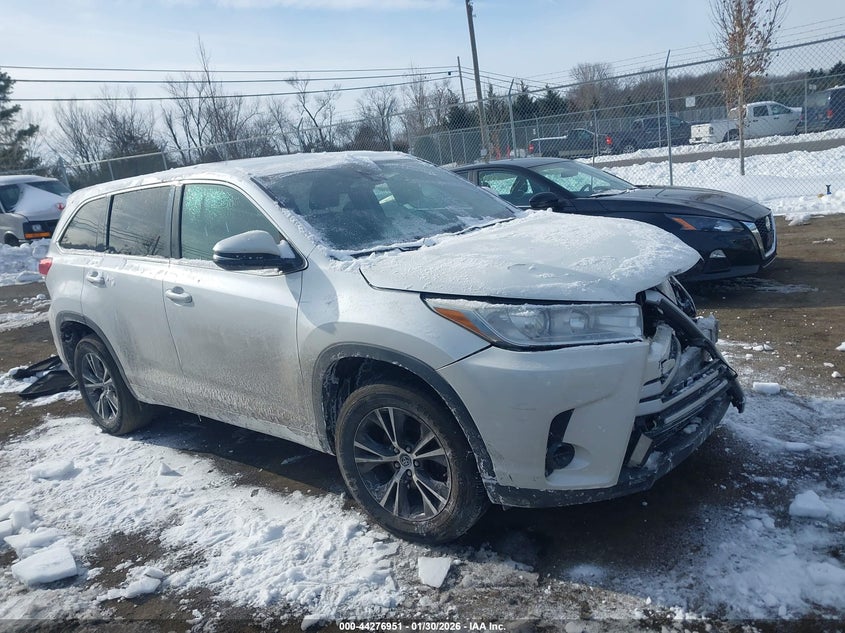 2018 Toyota Highlander Le