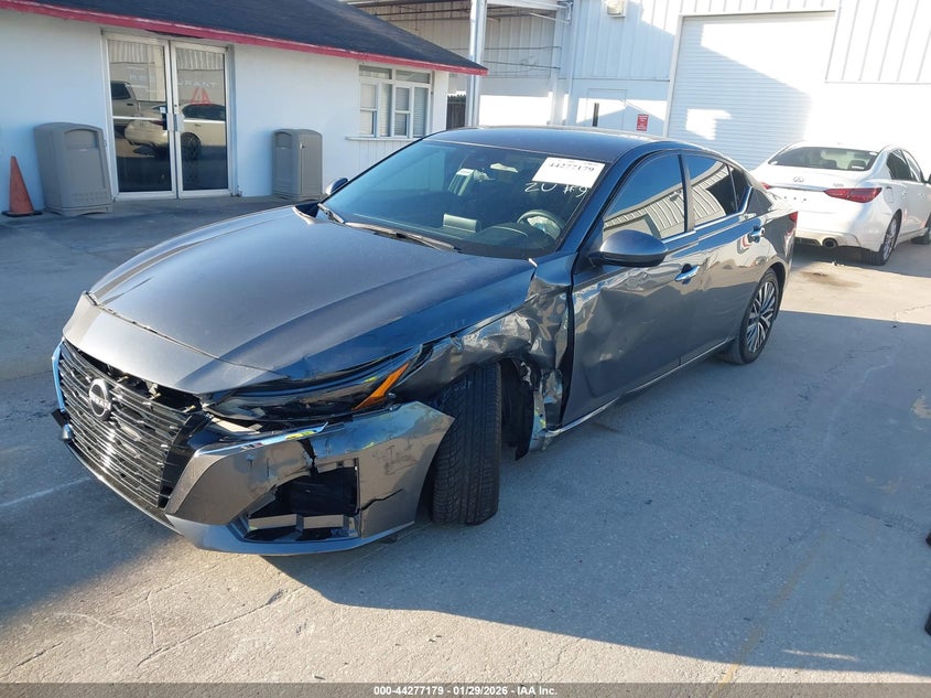 2023 Nissan Altima Sv Fwd