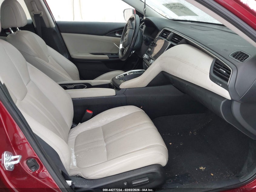 2022 Honda Insight Touring