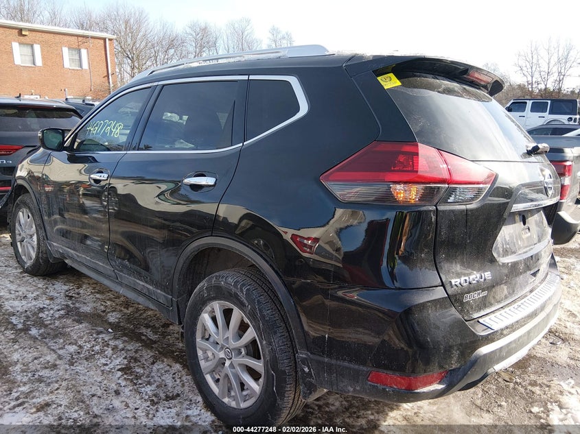 2018 Nissan Rogue Sv
