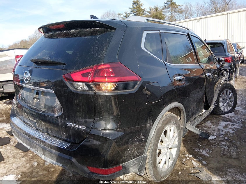 2018 Nissan Rogue Sv