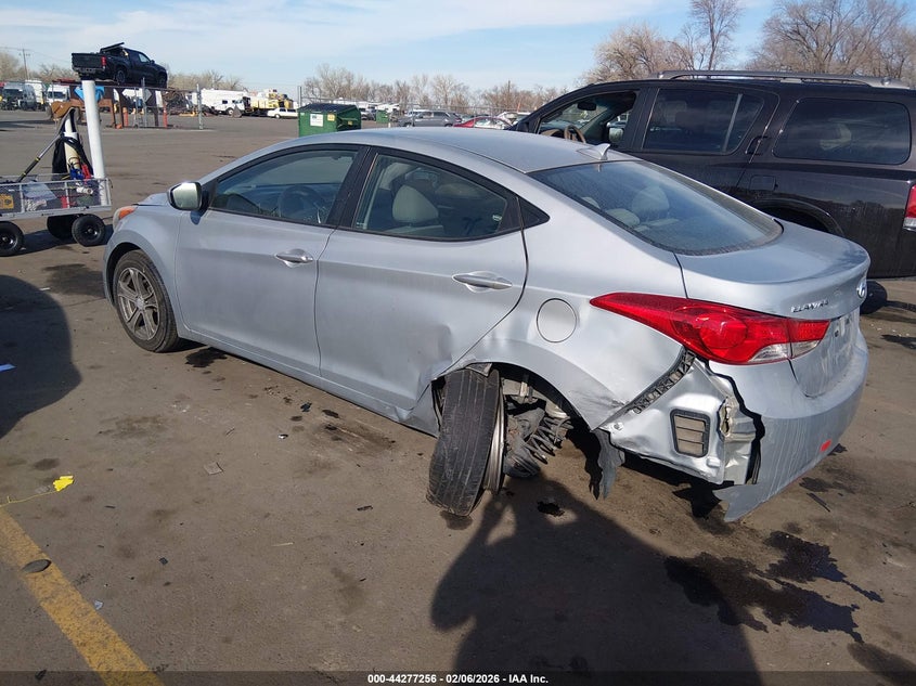 2012 Hyundai Elantra 1.8 Gls silver Lot 111044277256 Vin 5NPDH4AE2CH080968