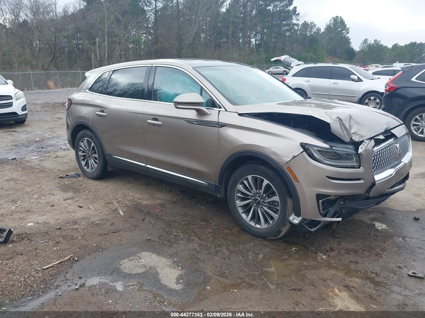 2019 Lincoln Nautilus Select