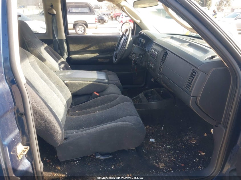 2004 Dodge Dakota Sport