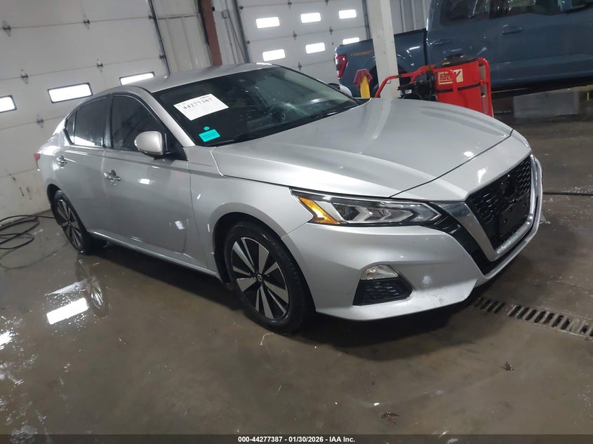 2022 Nissan Altima Sv Fwd