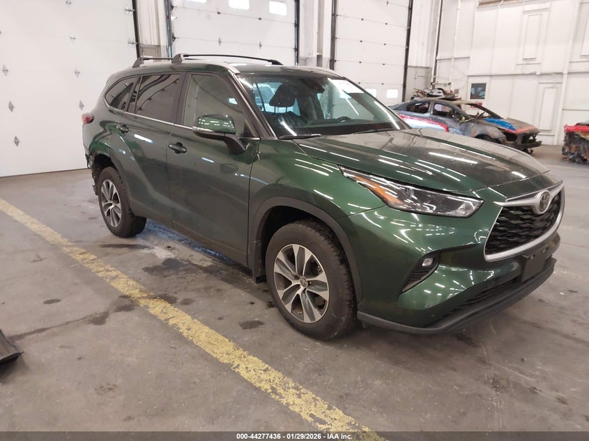 2023 Toyota Highlander Xle