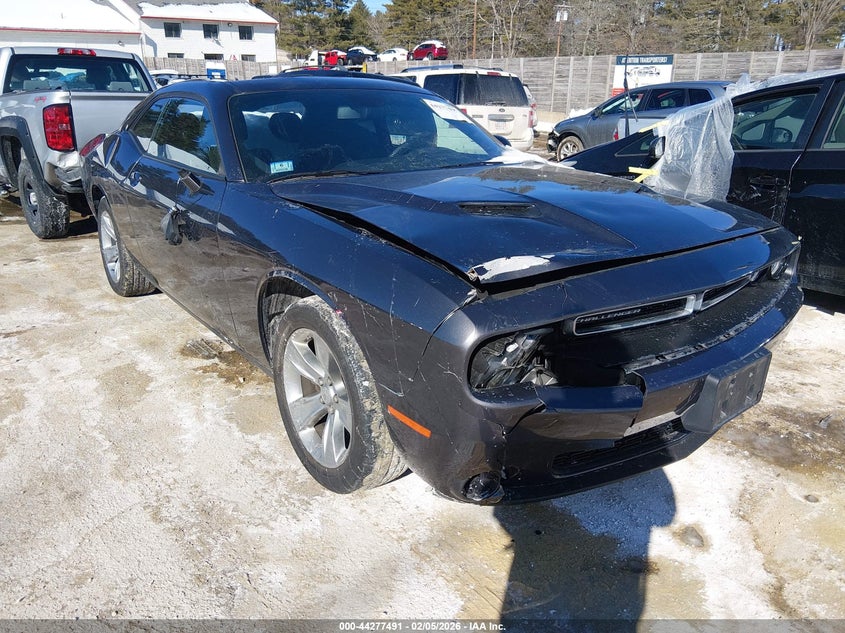 2020 Dodge Challenger Sxt
