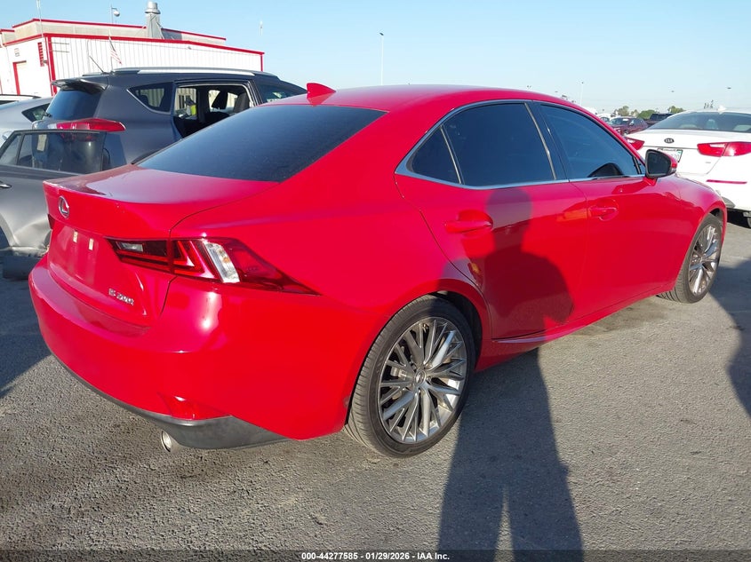 Vin: jthba1d21g5005680, lot: 44773905, lexus is 200t 20164