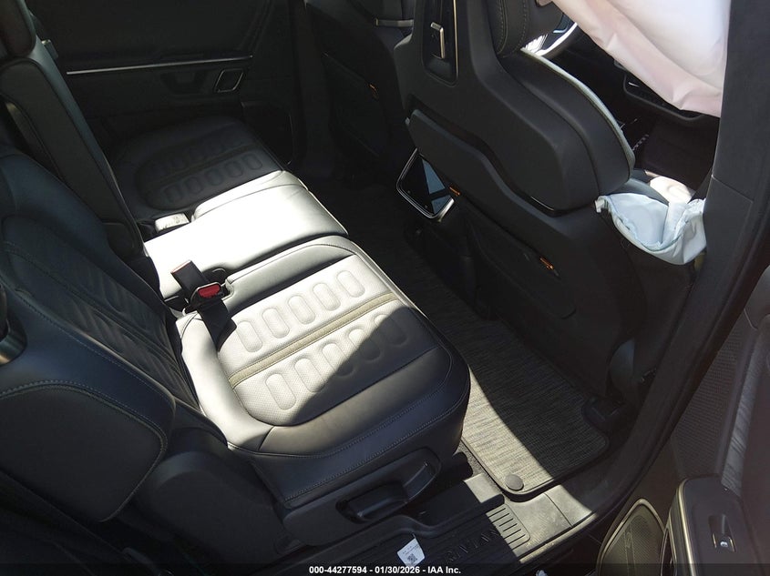 2024 Rivian R1S Adventure Quad Motor Large Pack VIN: 7PDSGABA6RN038728 Lot: 44277594