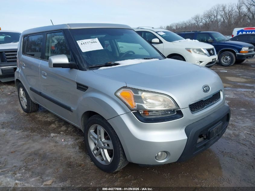2010 Kia Soul +