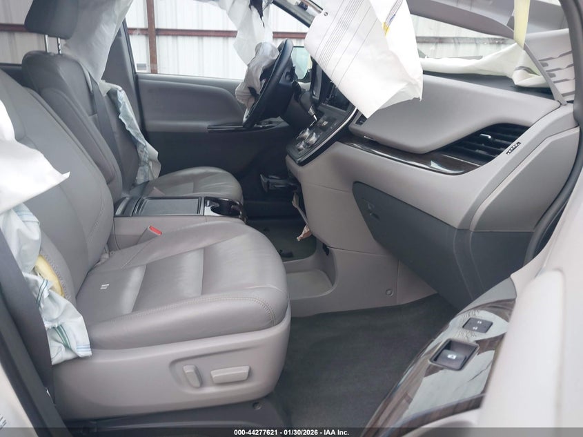 2017 Toyota Sienna Xle Premium 7 Passenger