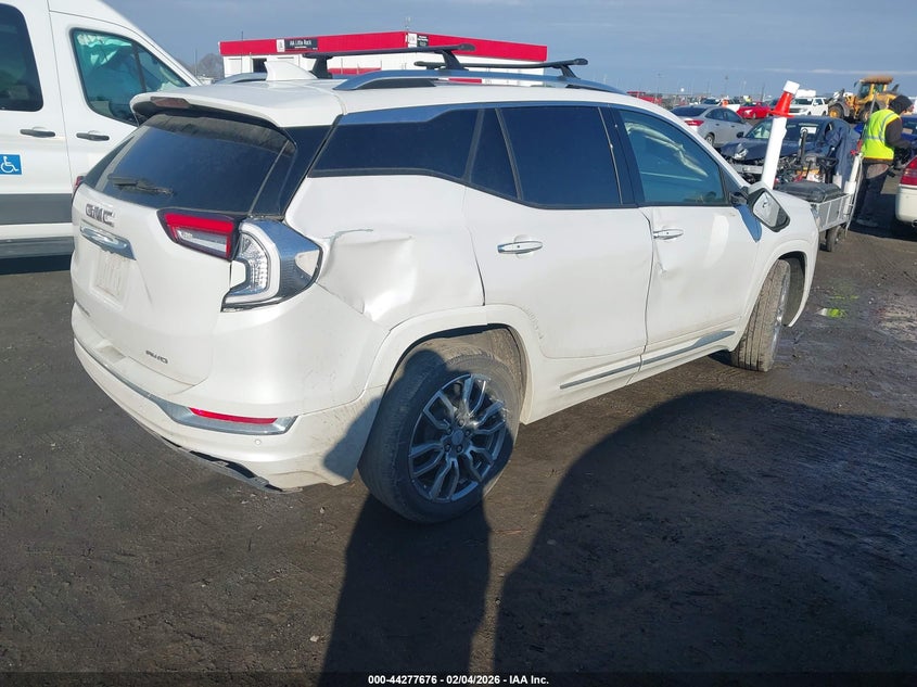2022 GMC Terrain Awd Denali