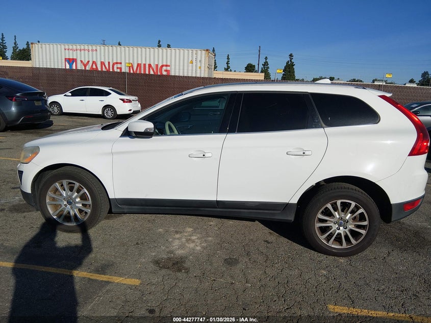 2010 Volvo Xc60 T6/T6 R-Design VIN: YV4992DZXA2101387 Lot: 44277747