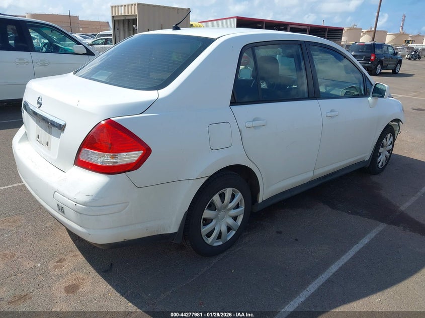 2011 Nissan Versa 1.8S