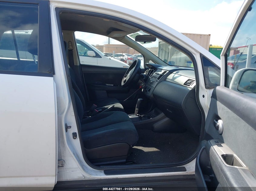 2011 Nissan Versa 1.8S