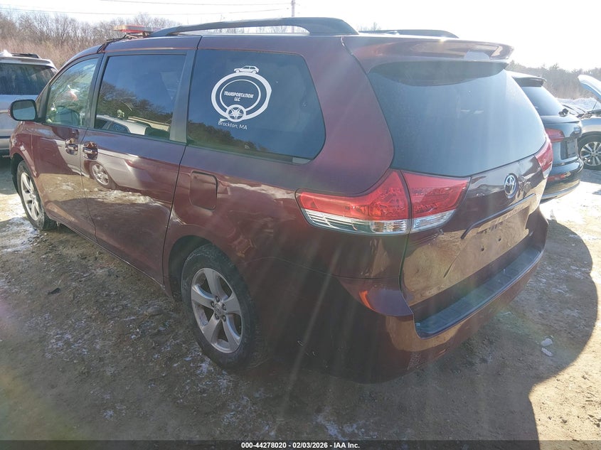 2011 Toyota Sienna Le V6