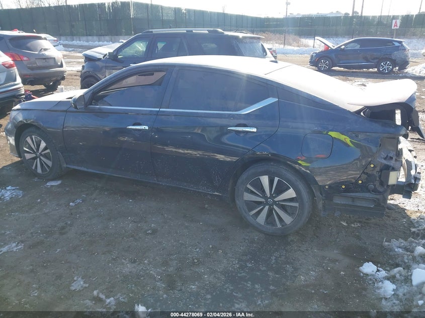 2022 Nissan Altima Sv Fwd