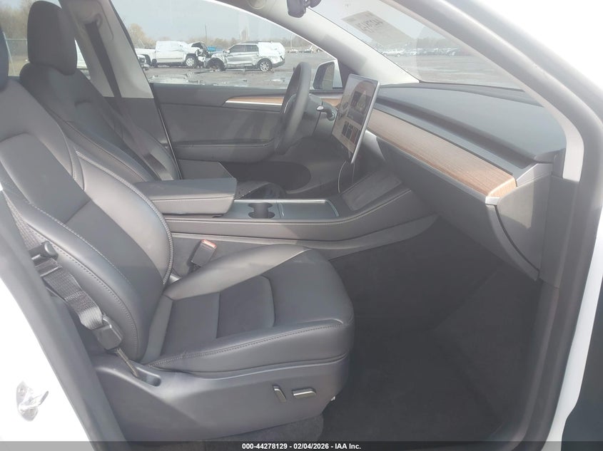 2024 Tesla Model Y Long Range Dual Motor All-Wheel Drive/Rwd