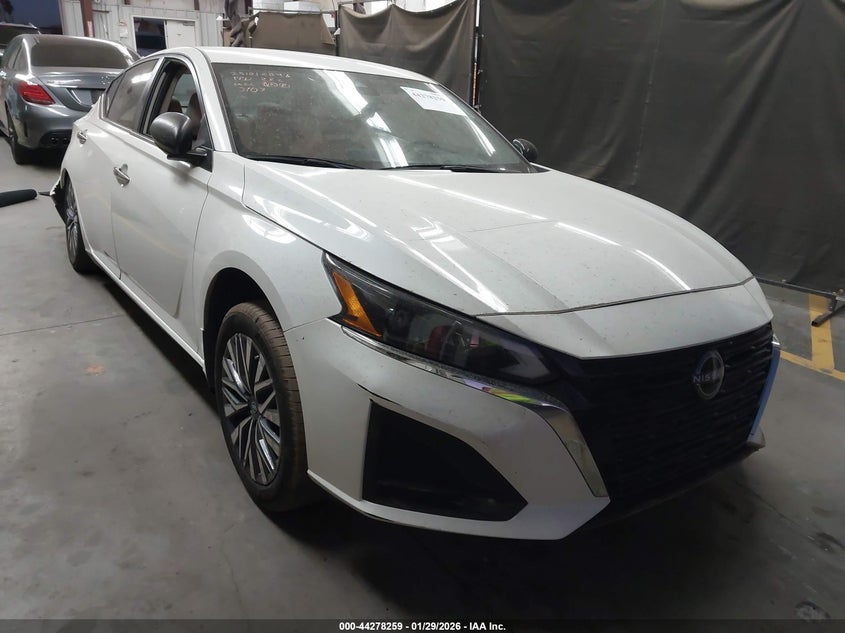 2024 NISSAN ALTIMA SV FWD