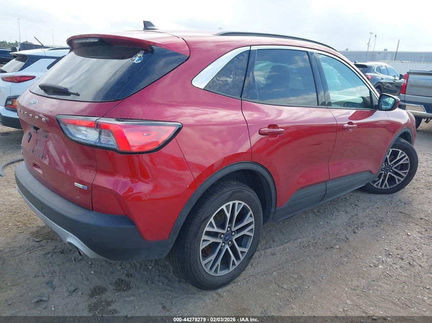 2020 Ford Escape Sel