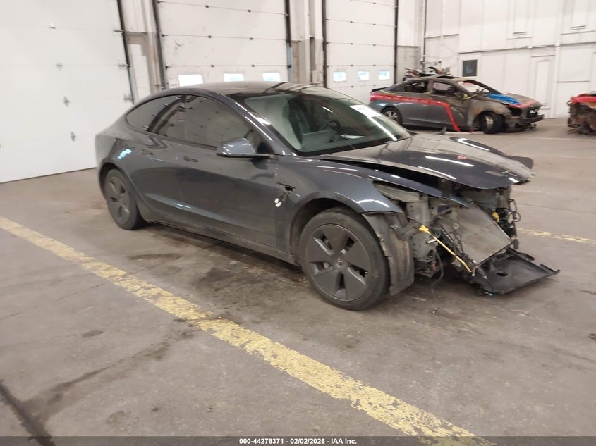 2022 Tesla Model 3 Rear-Wheel Drive