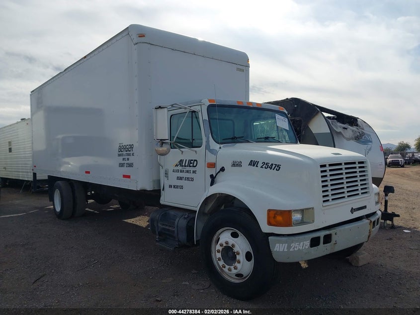 2001 International 4000 4700