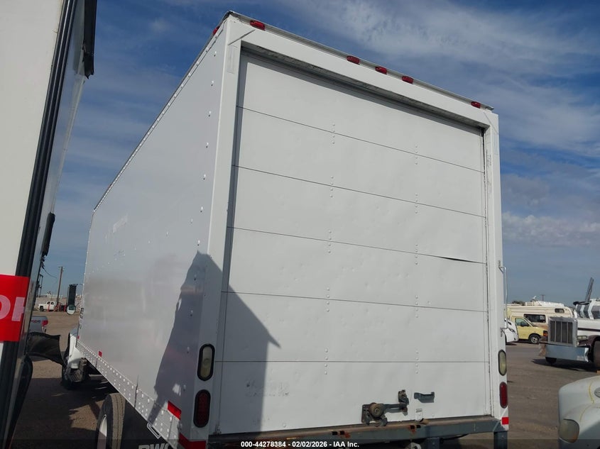 2001 International 4000 4700