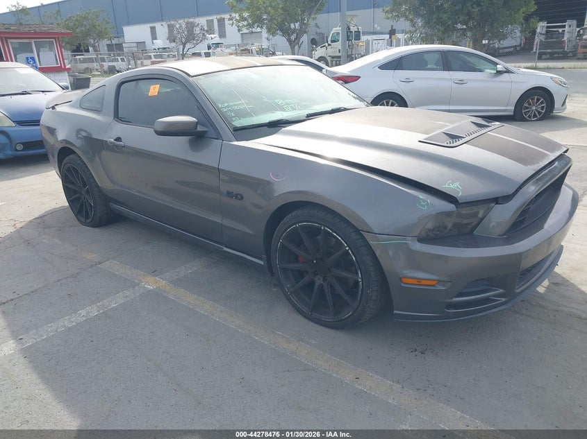 FORD MUSTANG GT PREMIUM