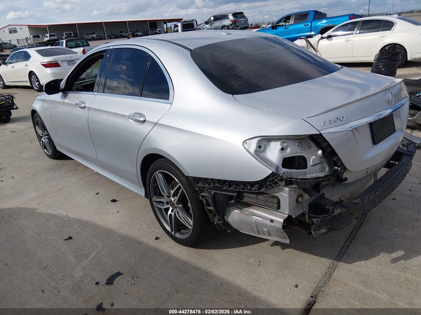 2017 Mercedes-Benz E 300 4Matic