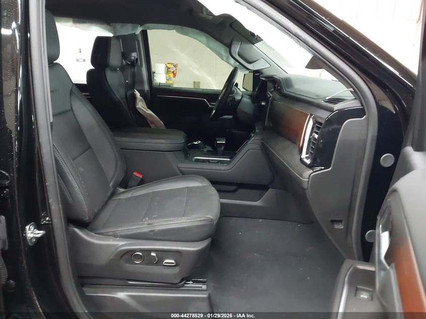 2025 GMC Sierra 1500 4Wd Short Box Denali