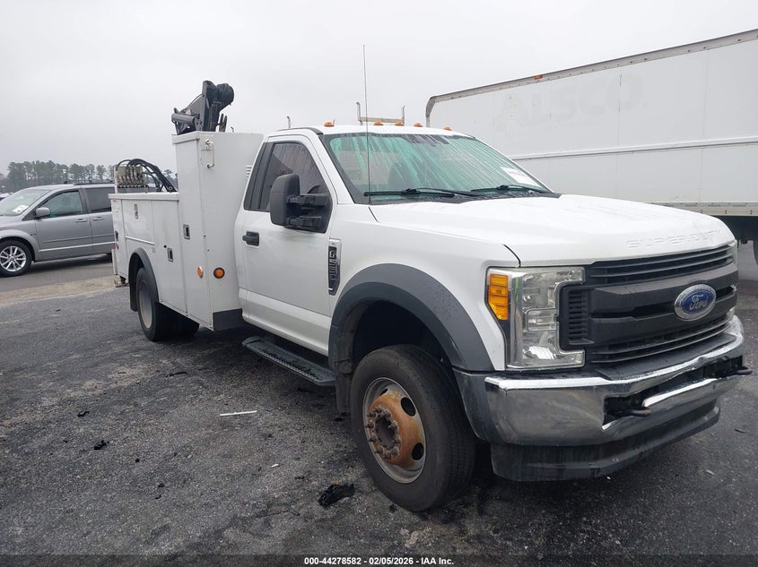 2017 Ford F-550 Chassis
