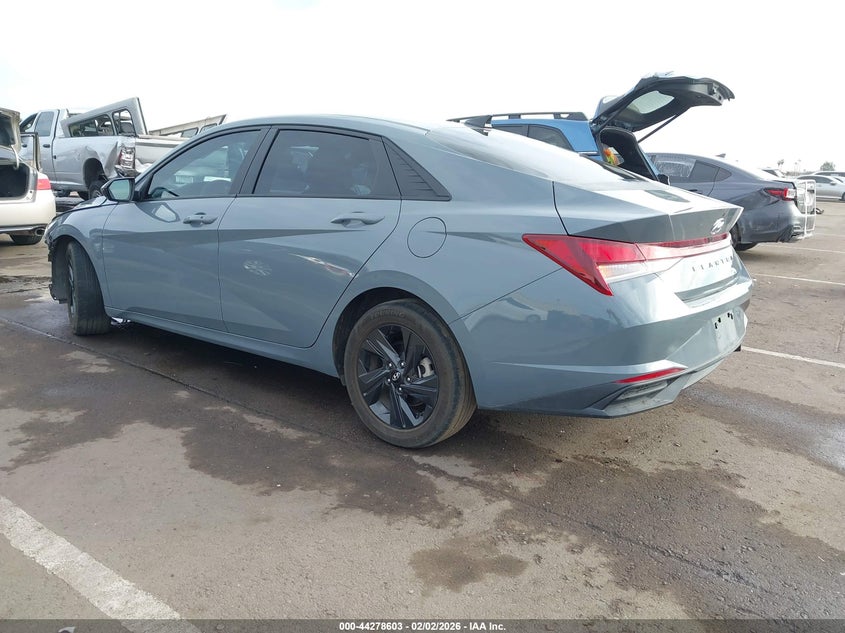 2022 Hyundai Elantra Sel