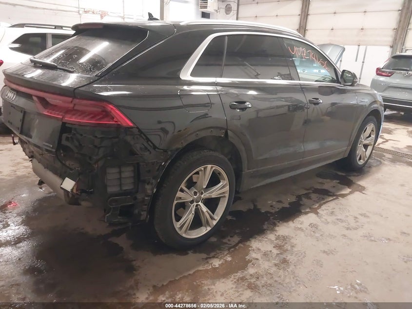 2019 Audi Q8 3.0 55 Premium black Lot 111044278656 Vin WA1BVAF10KD022361