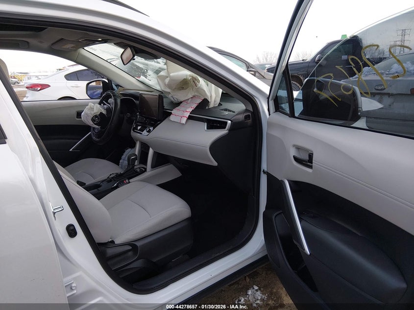 2024 Toyota Corolla Cross Le
