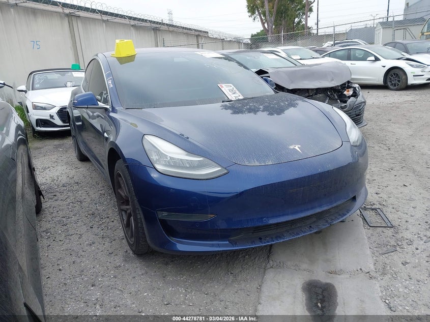 2018 Tesla Model 3 Long Range/Mid Range
