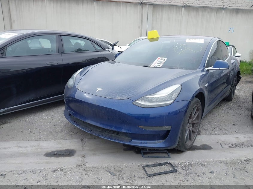 2018 Tesla Model 3 Long Range/Mid Range