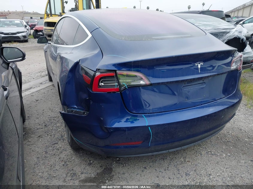 2018 Tesla Model 3 Long Range/Mid Range
