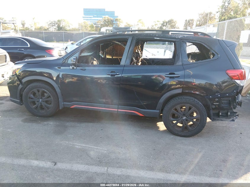 2021 Subaru Forester Sport VIN: JF2SKARC2MH483876 Lot: 44278884